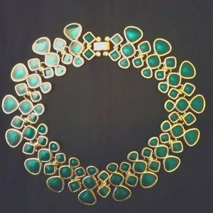 Rich/Gorgeous/Choker/Style/Necklace/Sits/Around/The/Neck